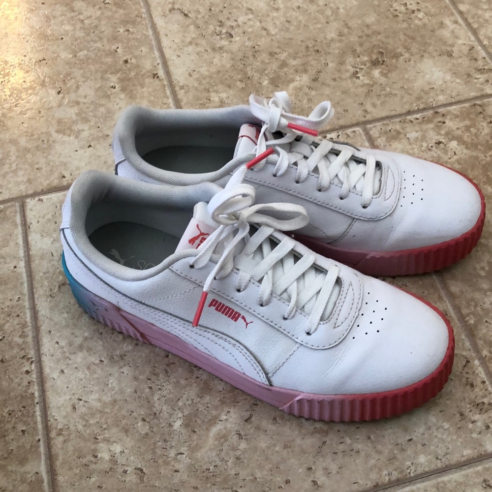 Puma Carina L Summer Fade great used condition in box Womens size 10